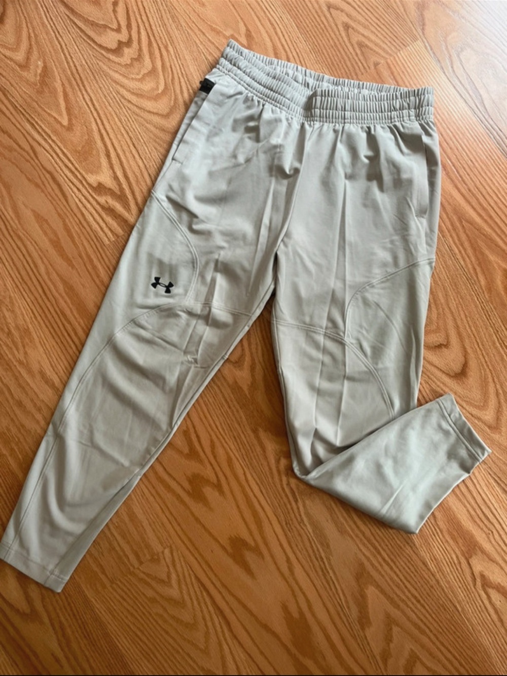 Under Armour Light Gray Athletic Jogger Pants